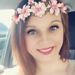 Meet your Posher, Cortney